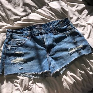 A&F Destroyed jean shorts